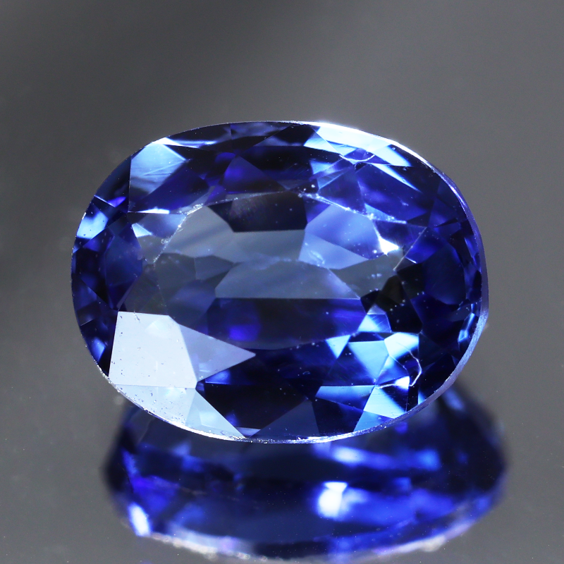 ⑨【還】サファイアOV【ソ付】【Z級】 約4.4x5.7x3.0mm 0.692ct 販売