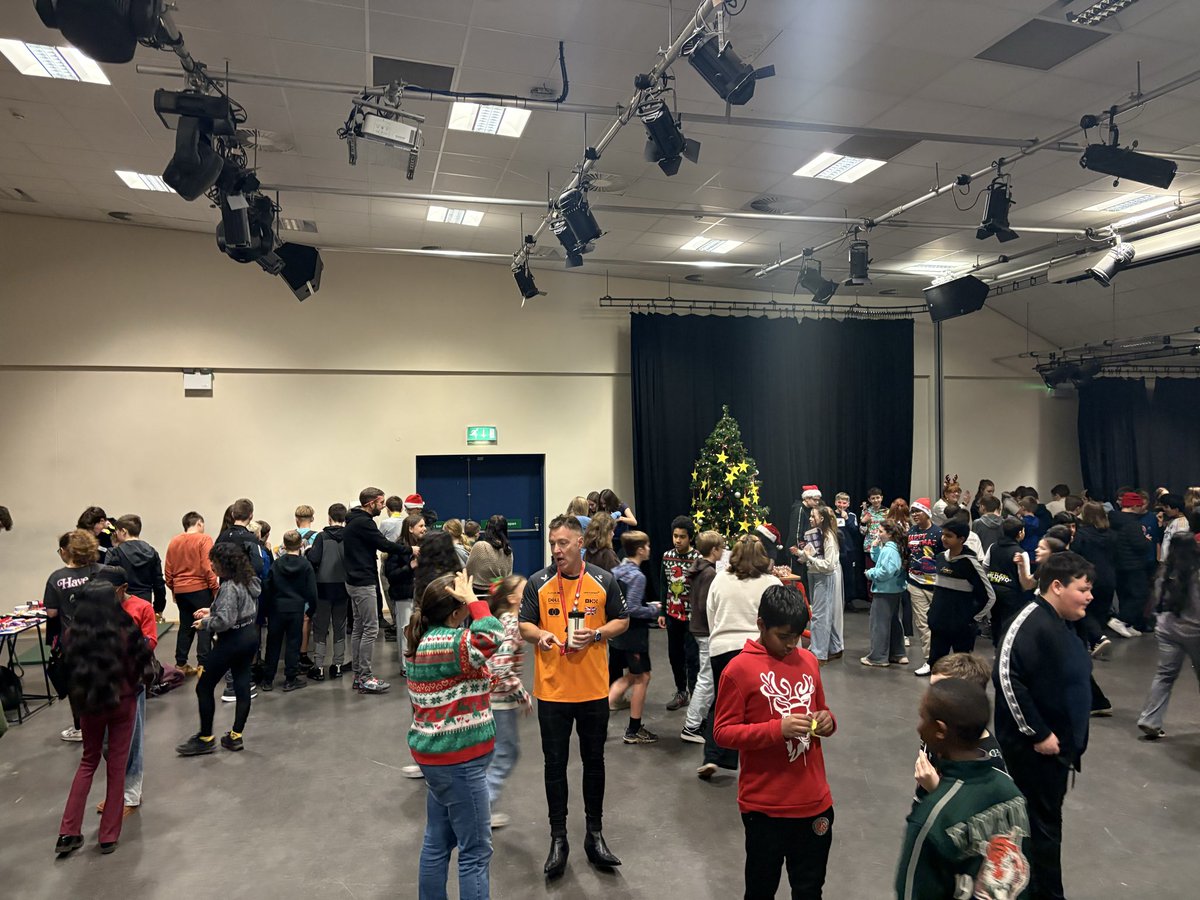 Cardinal Newman Catholic High School Warrington tweet media