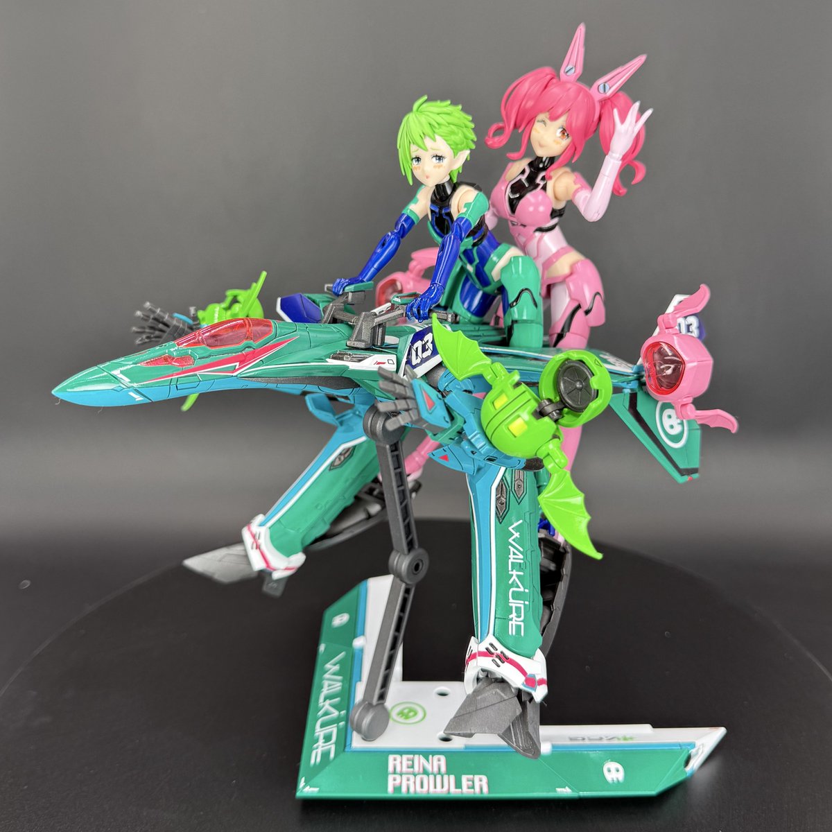 のれそれ あまぐり 素体 グリーン + 筆塗り塗装セット ワンダーフェスティバル マキナとレイナ作ってる時はマジで満たされてた。可愛すぎる〜。 この