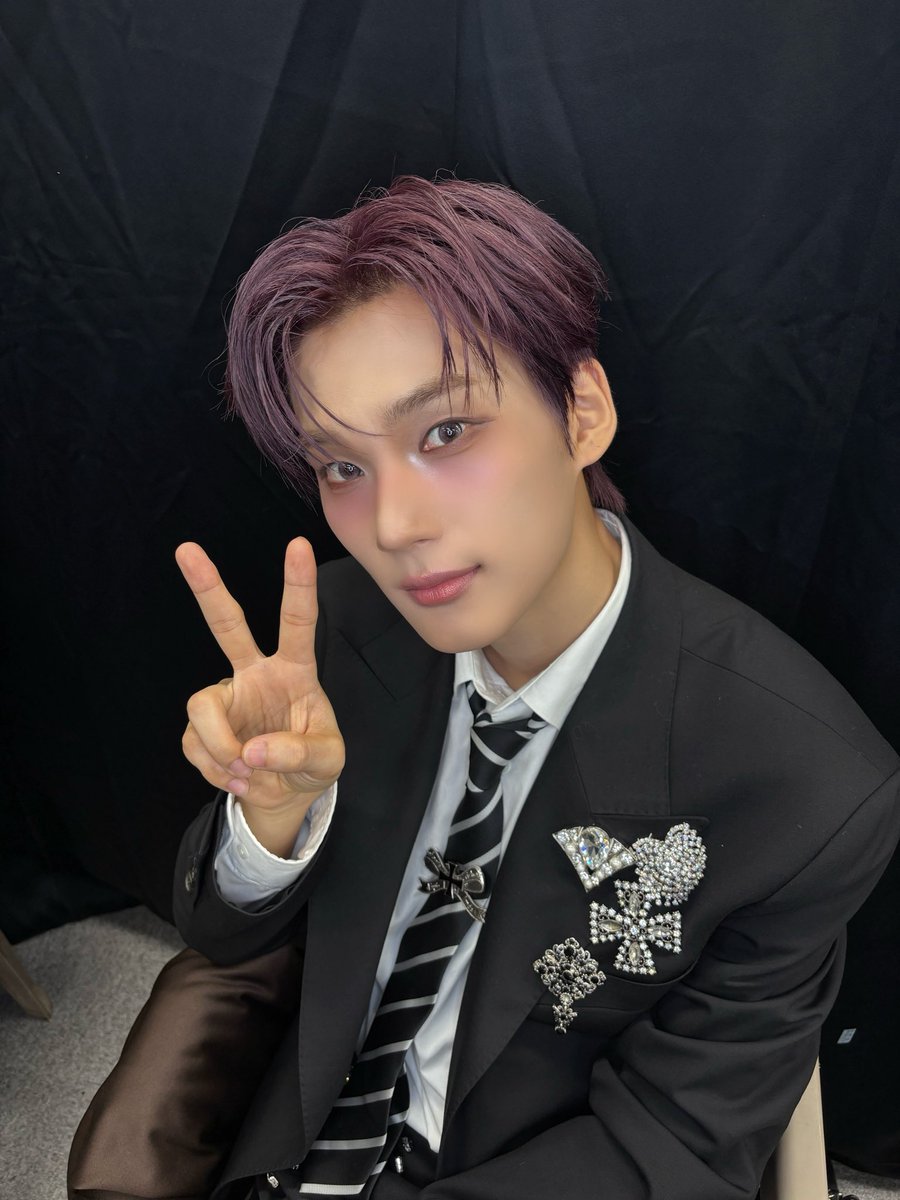 EVNNE_official's tweet image. 🦝🦊🐶🐰

#EVNNE #이븐
#2025KBS가요대축제