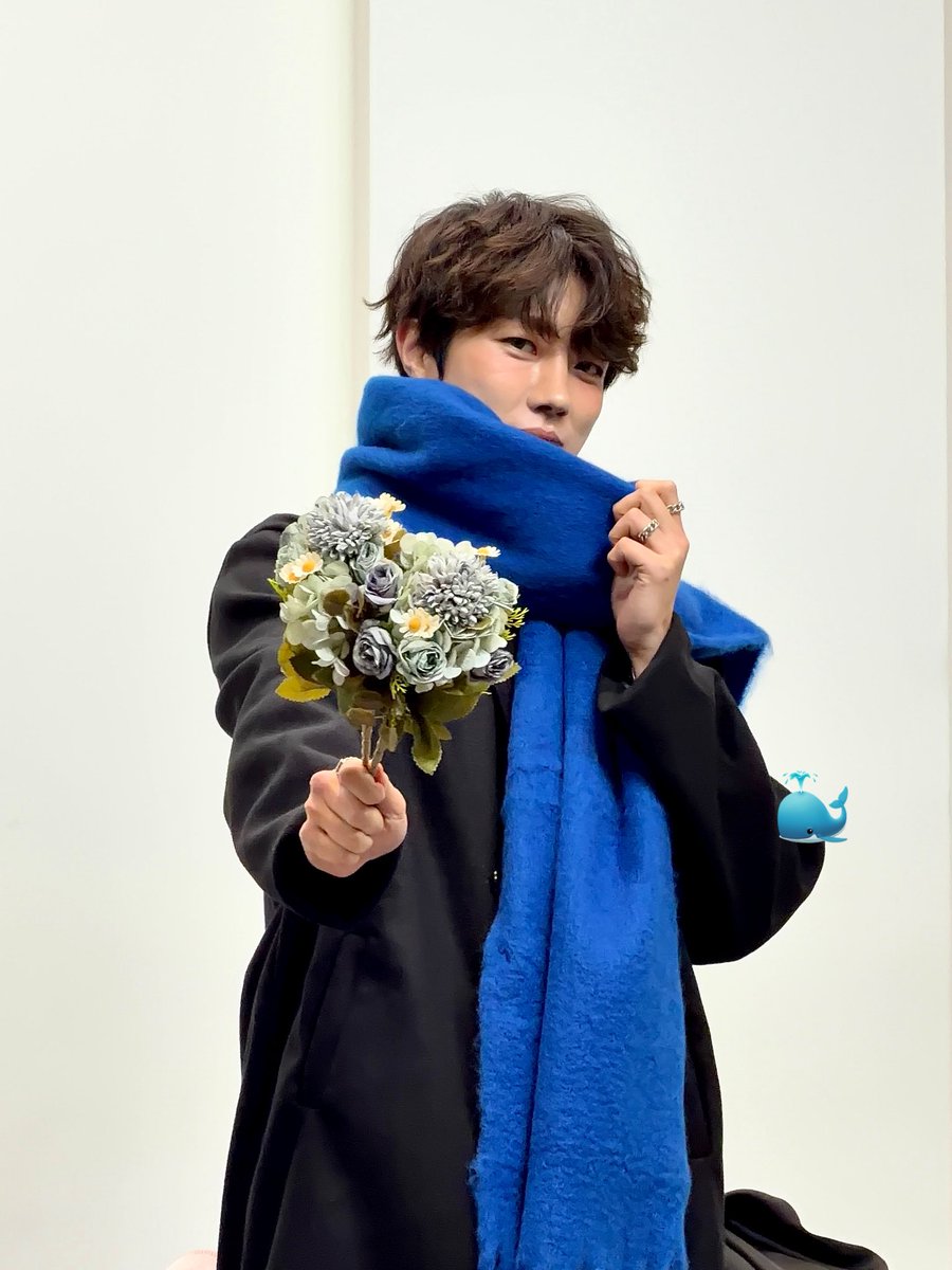 y_oveol's tweet photo. 251219 프롬 팬싸 1st

오늘 진짜 예쁘다🥹

솔로 데뷔 축하해!!!!

#이성열 #LEESUNGYEOL #ASTEROID
 #INFINITE #인피니트 https://t.co/8DEeyHiqJH