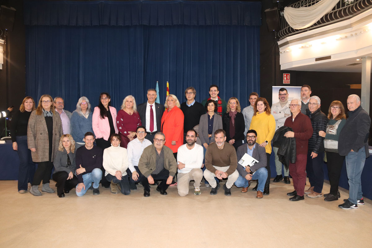 Aquest matí, l'Ateneu L'Aliança ha estat l'escenari del Ple extraordinari per acomiadar l’alcalde de Lliçà d’Amunt, Ignasi Simón. 
ℹ️llam.cat/comiat
▶️Veure el Ple  llam.cat/plecomiatalcal…