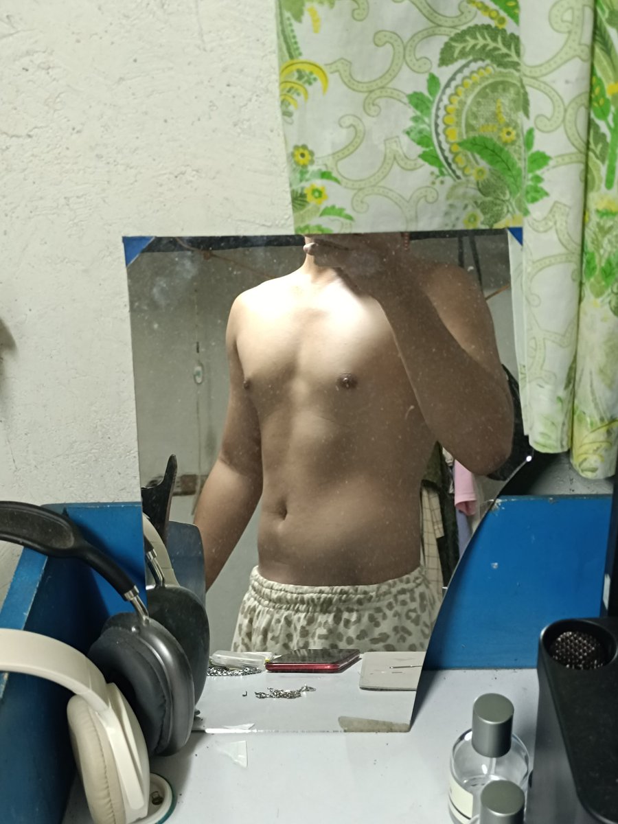 RenzTopper's tweet image. Need a pillow tonight? Use me.