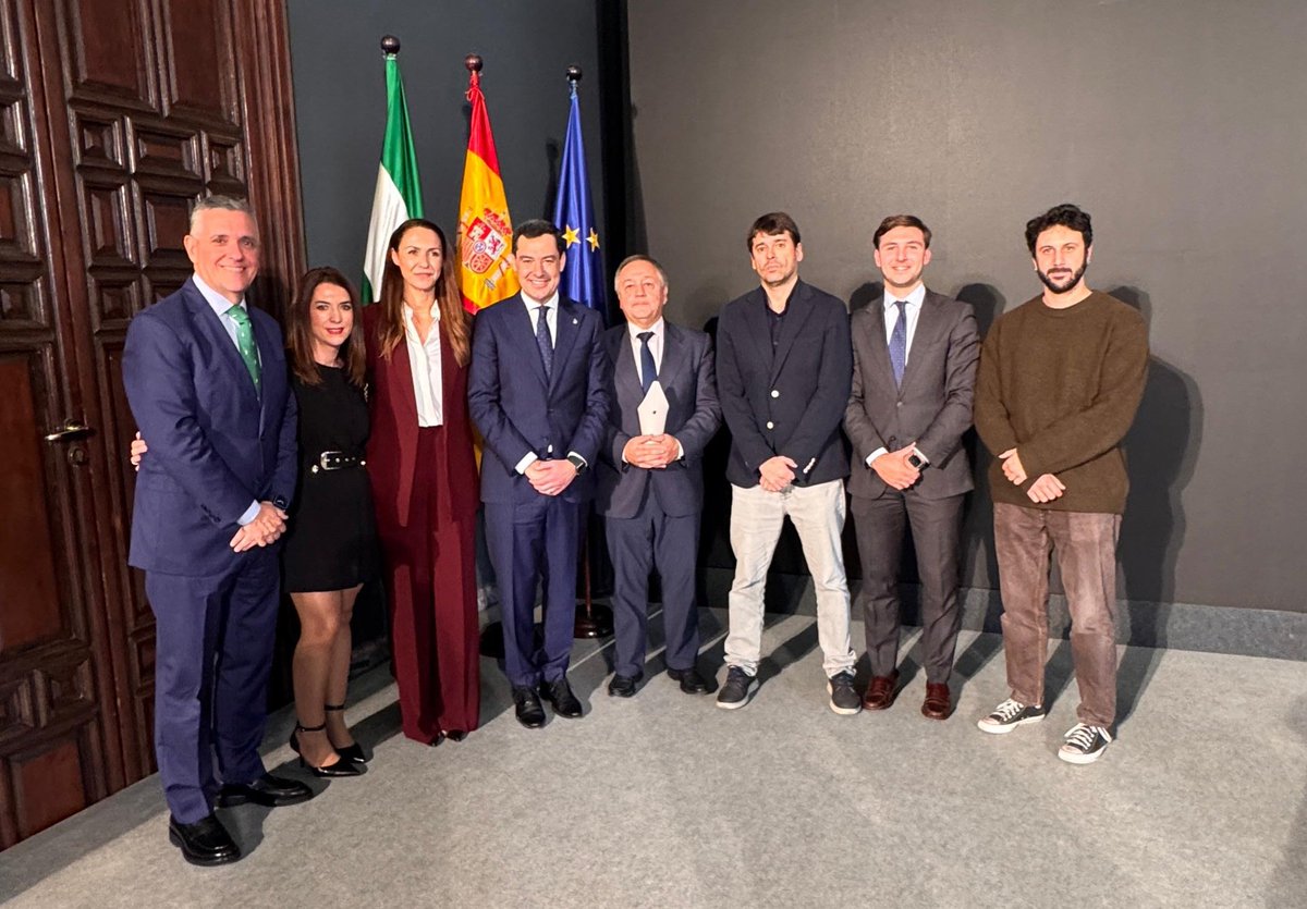 Felicidades a los compañeros y amigos de <a href="/muchodeportecom/">Muchodeporte</a> por su distinción en los Premios Andalucía de Periodismo. El mejor broche en su 25 aniversario! 👏👏