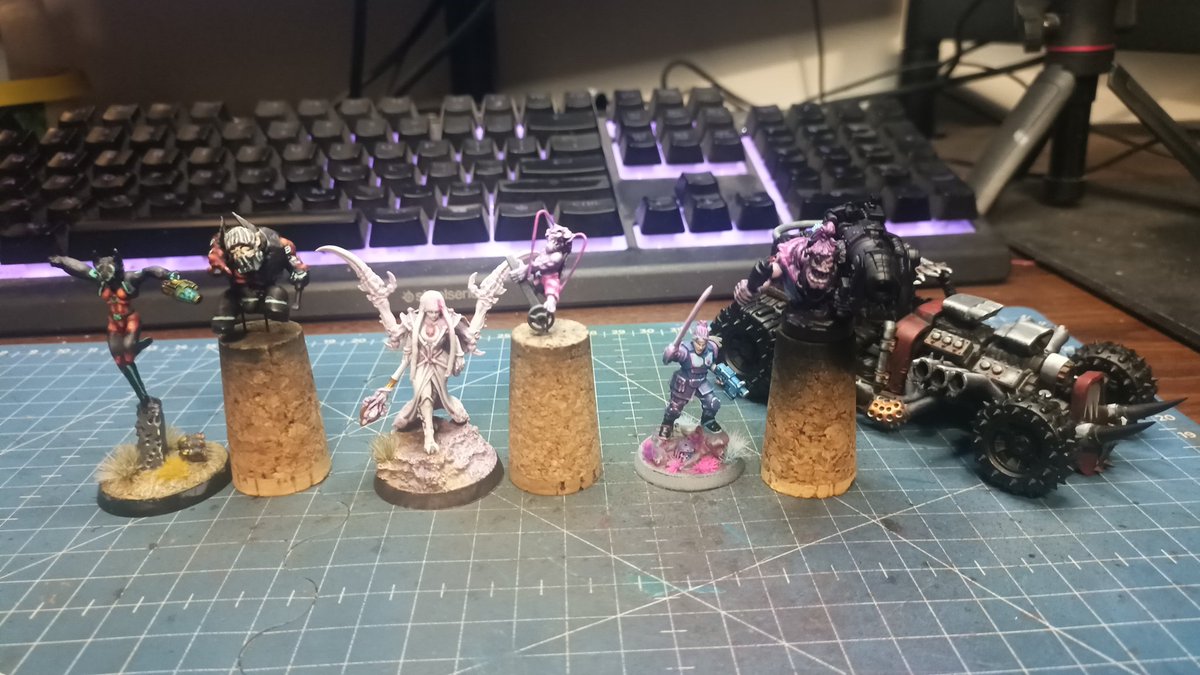 Asharius's tweet photo. 21h in so far into fan art project...

#Vtuber #warhammercommunity #miniaturepainting #warhammer40000 #Vtubers #VtubersUprising #ENVtuber #streamer #Twitch #VtuberNation #Asharius #IndieVtuber https://t.co/UESuEUblrK