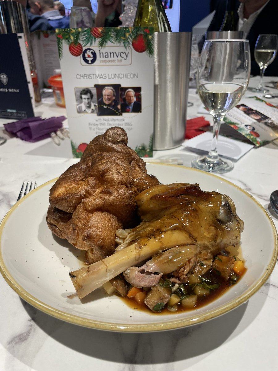 durnin26's tweet image. The @HanveyCorporate Christmas Luncheon officially kicks off the festive season! 
It’s @warnockofficial this year, and we’re gonna enjoy it, but enjoy it by being disciplined 😉 
#HanveyCorporate #LambShank #KarcherPressureWasher
