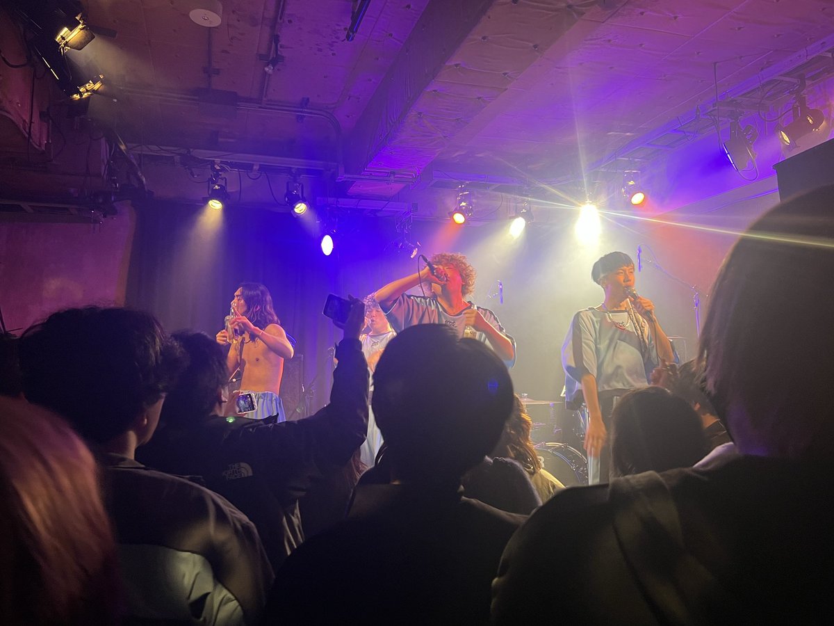 a8ka_870's tweet photo. ロケボの音楽最高〜〜！
めっちゃたのしかった😎🤘🏻

もんきちｻﾝのドラムかっこよすぎたし
初オリパももんきちｻﾝの缶バッチ出て
めっちゃうれしかったぁ☺️☺️

るなちゃんきっかけのご縁に感謝🤝🏻
休止寂しいけどまた絶対遊びに行きたいですっ！！
ありがとうございました❤️‍🔥 https://t.co/QsbsnO7GpL