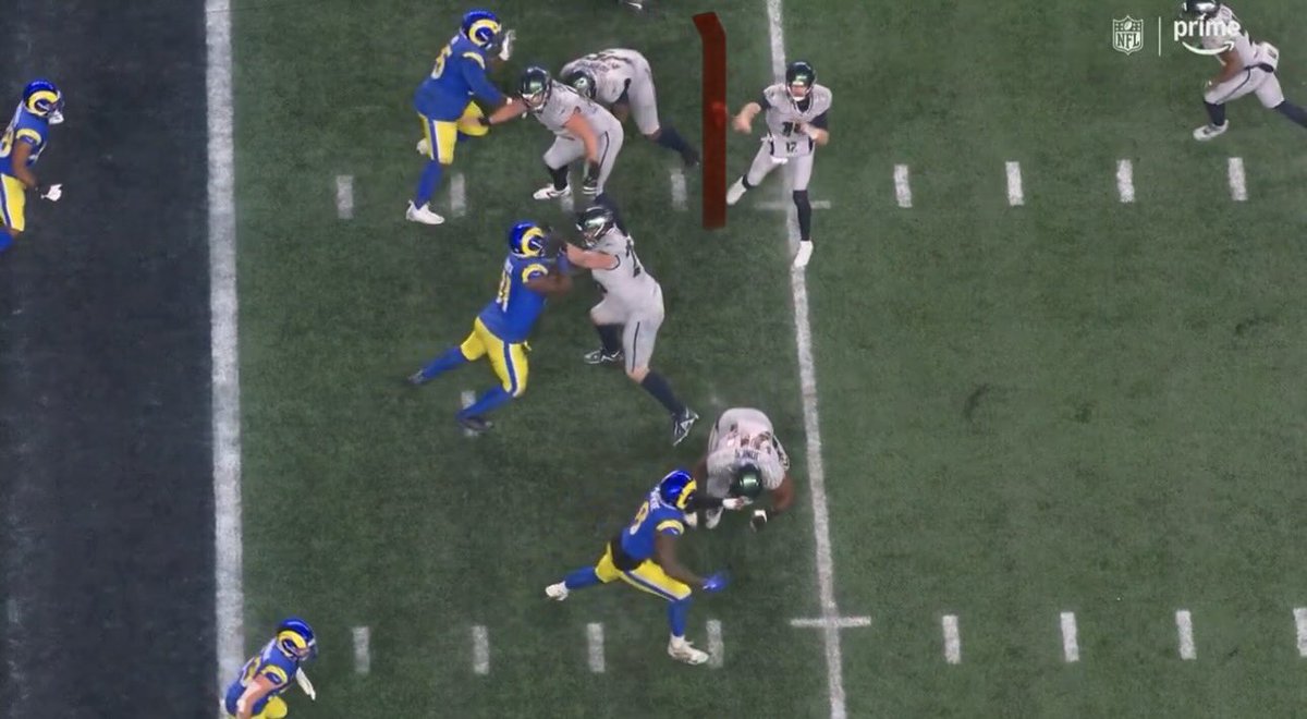 shaboi_rick's tweet photo. @Swiftsdatdude @taStabss @aibra @AdamSchefter It wasn’t parallel, so it doesn’t matter anyway https://t.co/enYSoUYkEm