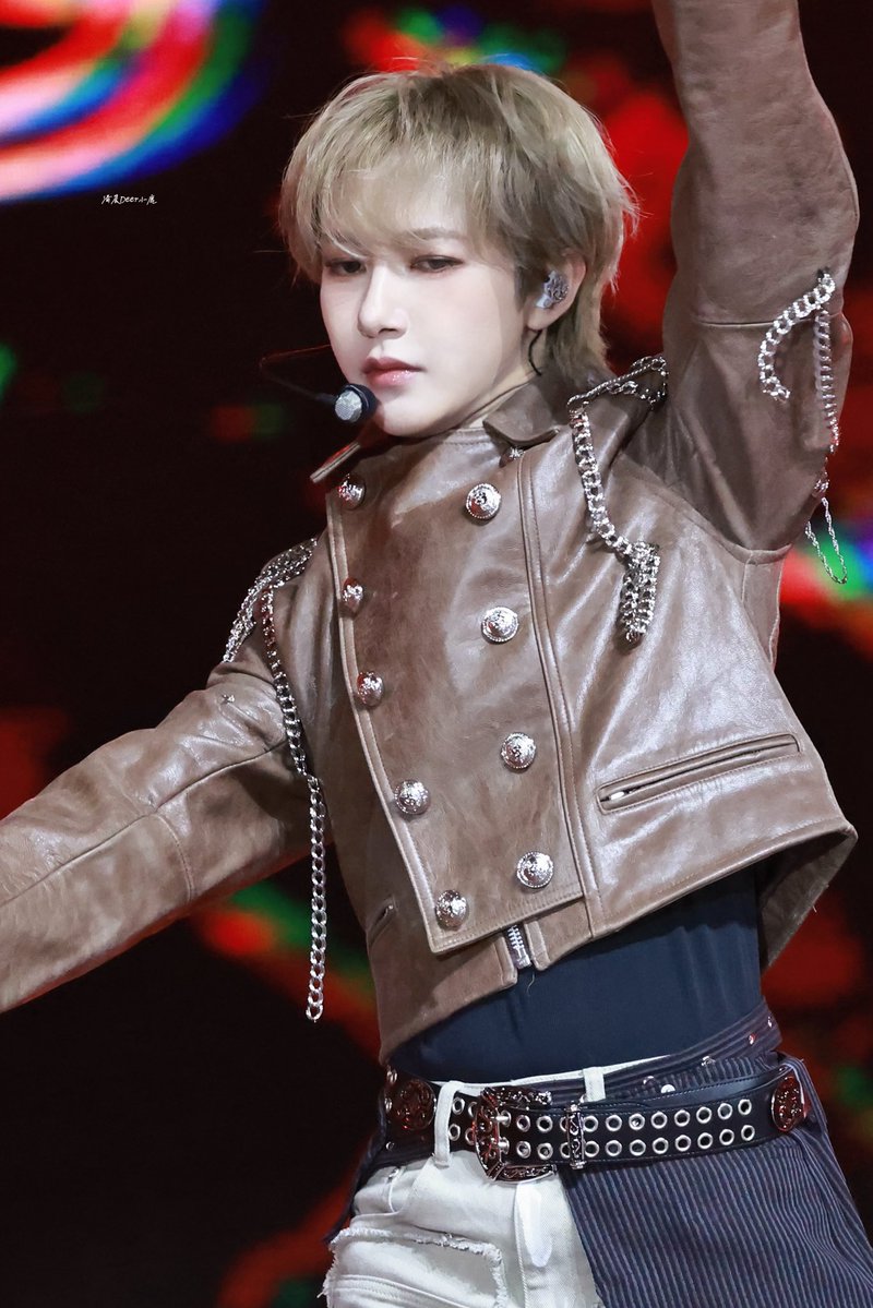 morningDeer0323's tweet image. 251219런쥔
#런쥔 
#RENJUN 
#仁俊