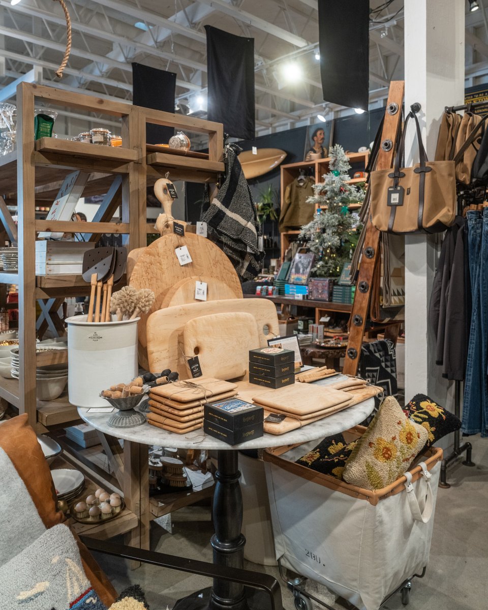 Jupiter &amp; Main is a modern general store with timeless wares, sharp design, and great gifts—especially for men. Fun, useful, and built to last.
Just the kind of place that makes downtown worth visiting.

jupiterandmain.com

#DowntownHMB #JupiterAndMain #SupportDowntown