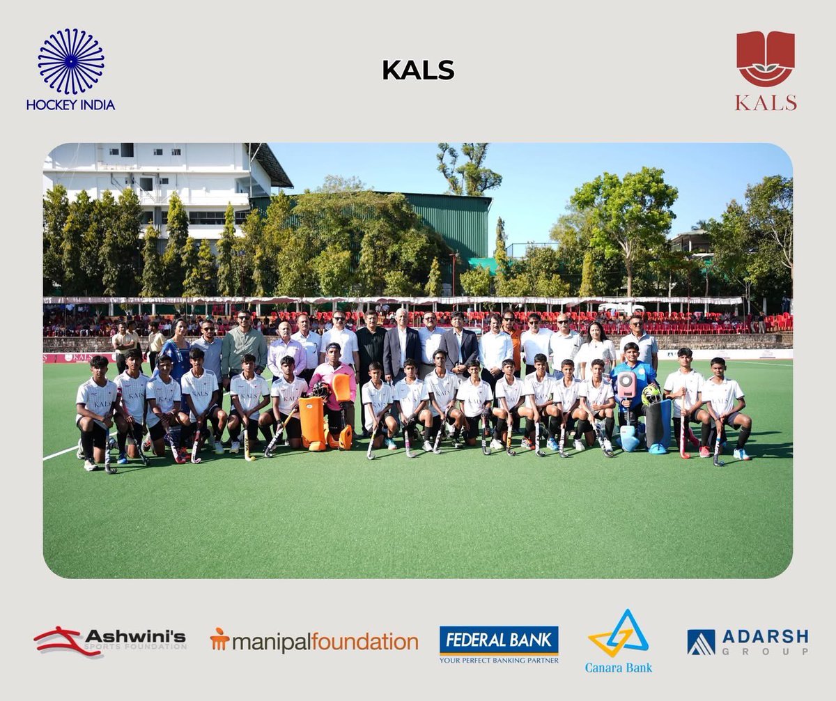 AshwiniNachappa's tweet image. Thank you @DilipTirkey @dhanrajpillay1 @TheHockeyIndia for being #ASF #KALS to celebrate 100yrs of Indian Hockey@Kodagu along with other Olympians . A befitting finals to make the occasion and inspiring these young children