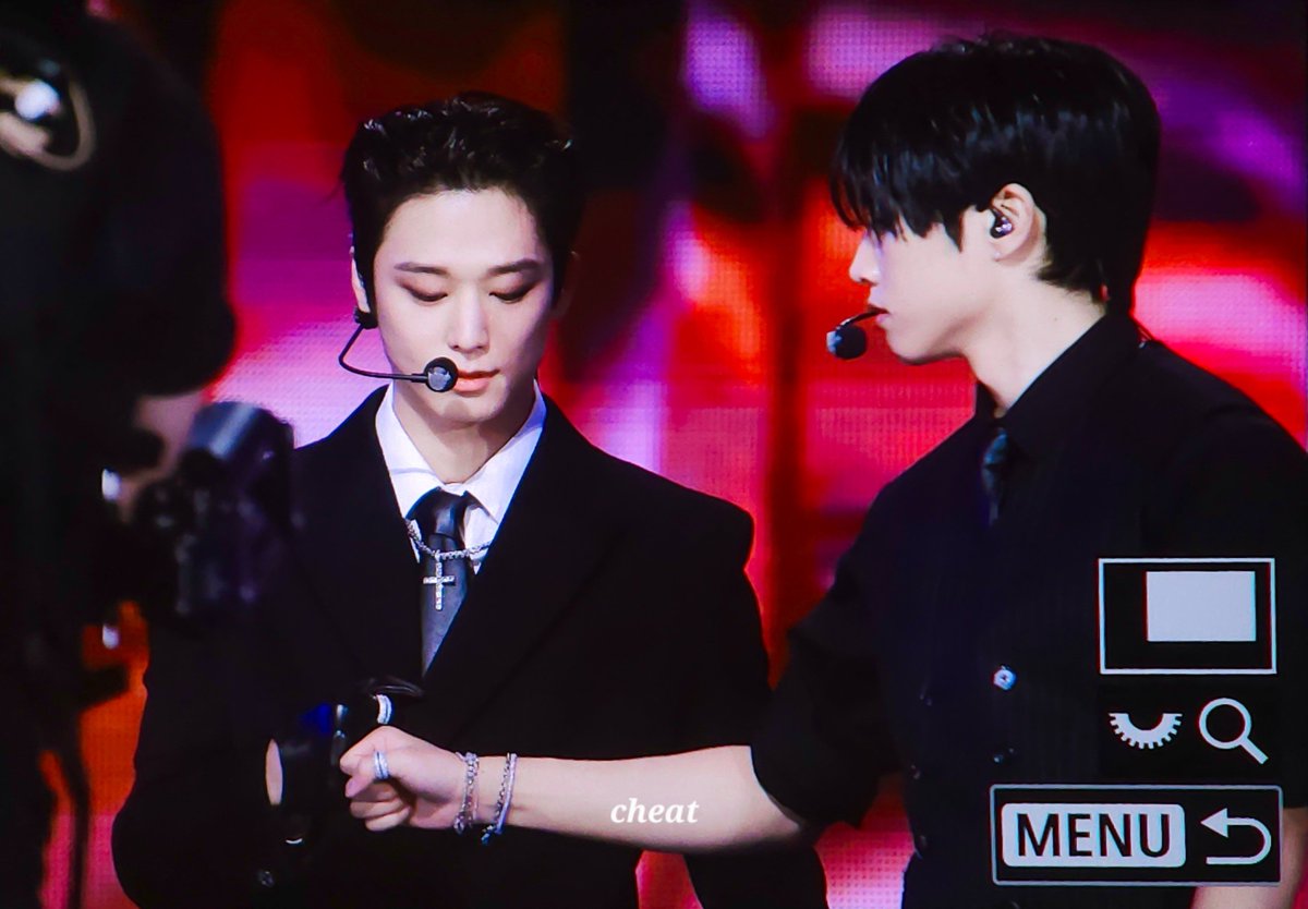 𝓬𝓱𝓮𝓪𝓽 tweet media