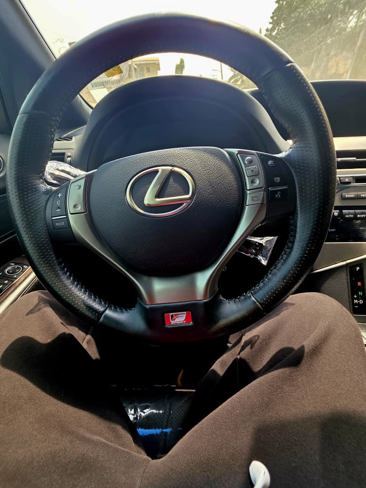 Kelvintalent_'s tweet image. NEW CAR Alert🔥🔥🔥

One of the best $XAUUSD Traders i know... 
This is the reward of consistency . So proud of you my guy👏 

Congratulations @lex_consults many more to come.

Foreverinprofit🥂