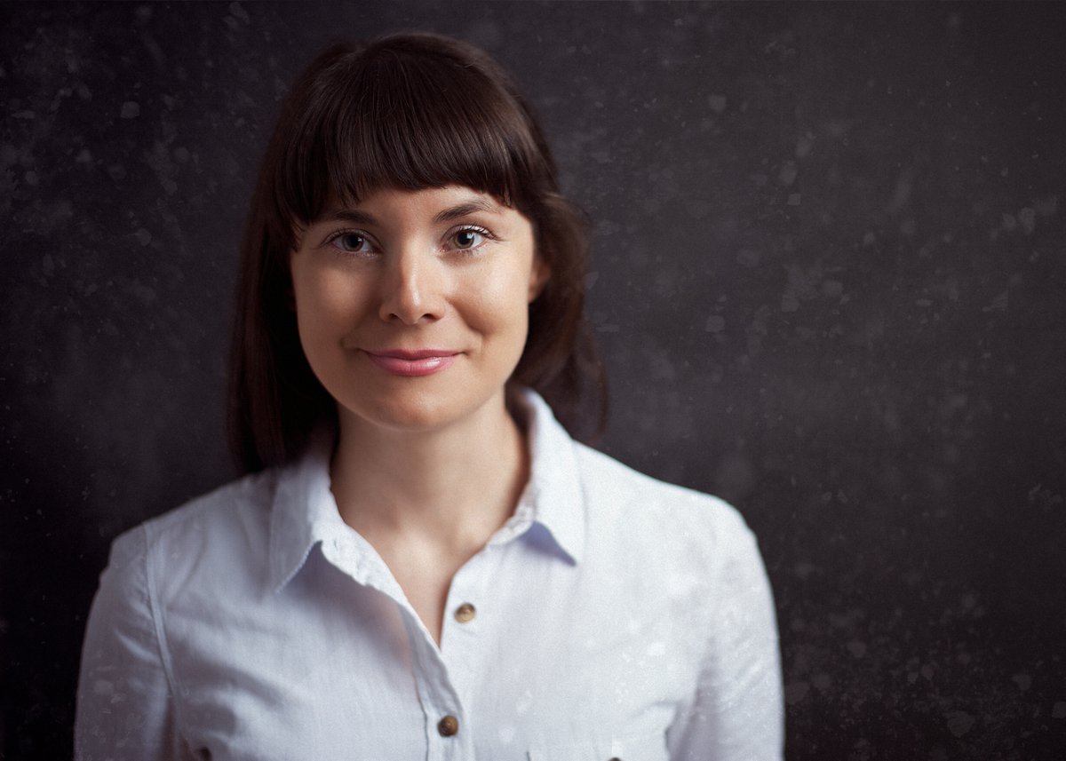 Samotność to nie tylko problem emocjonalny – to zjawisko, które obniża kwalifikacje, zarobki i produktywność.

W rozmowie z „Obserwatorem Finansowym” prof. Uniwersytetu SWPS Katarzyna Growiec tłumaczy, dlaczego jej koszty ponoszą nie tylko jednostki, ale i całe gospodarki.