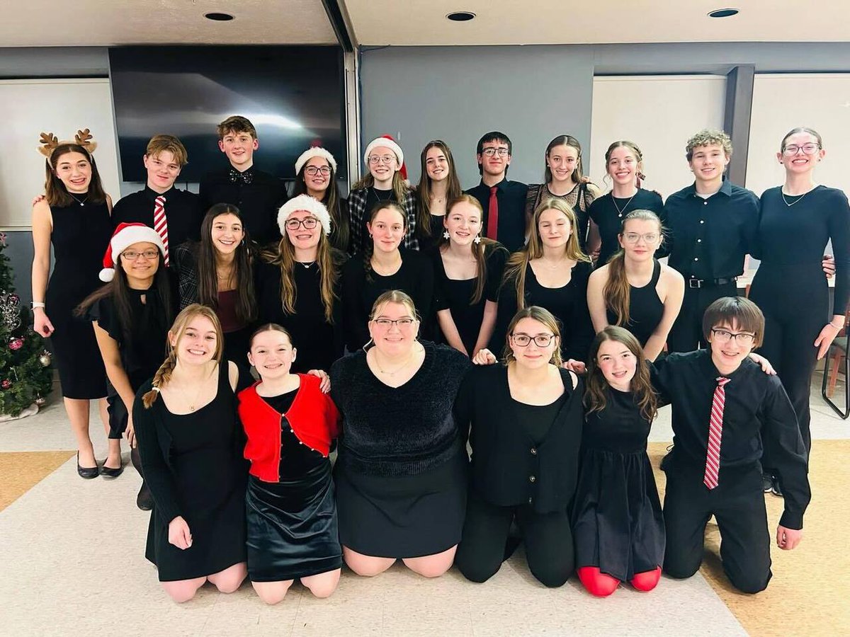 StageNotesWatn's tweet image. Holiday Outreach 2025 was one of the best ever. This is an important week in our year when our students perform together for the first time and come to understand what it means to share  their talents with our community. Through busy schedules and sickne… instagr.am/p/DScu9OfDiqj/