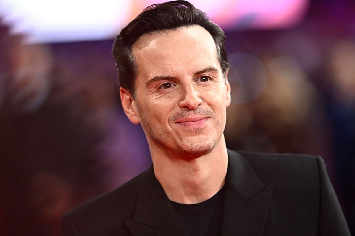 WhatsOnStage's tweet image. Andrew Scott is set to star as Ian Charleson in the new feature film Elsinore, with Olivia Colman co-starring and Simon Stone directing whatsonstage.com/news/andrew-sc…