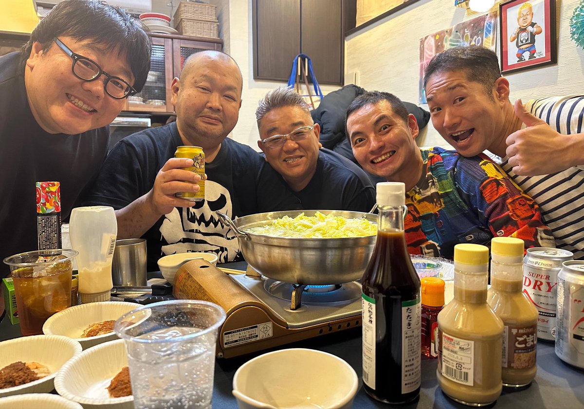 二郎会忘年会(撮影 娘 中1)
しゃぶしゃぶで豚1.1kg 牛1.1kg喰らう。