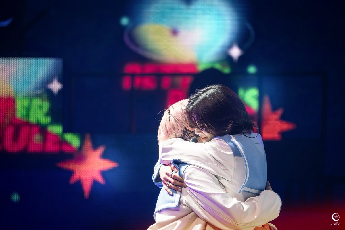 なつ ⋆˚ tweet media