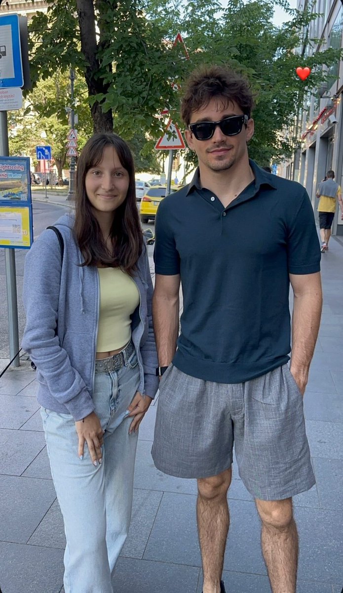 Charles neck being thicker than his legs here😭