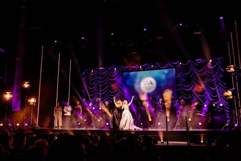 WhatsOnStage's tweet image. Seats are filling fast! Make sure you’re part of the WhatsOnStage Awards celebrations - book your tickets and join us for a dazzling evening #WOSAwards whatsonstage.com/news/tickets-f…