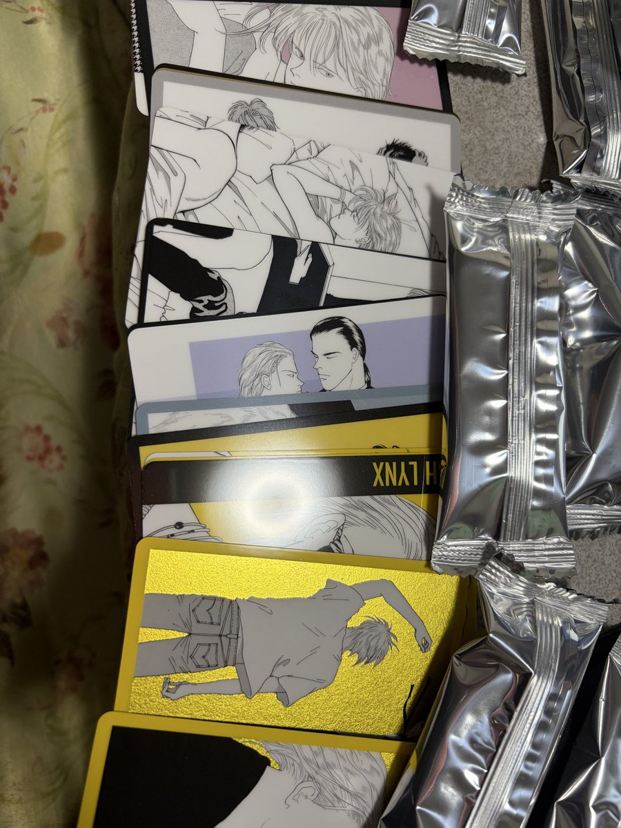 RT @i_ao_neko: バナナフィッシュ ウエハース レアカード2枚。まあまあ