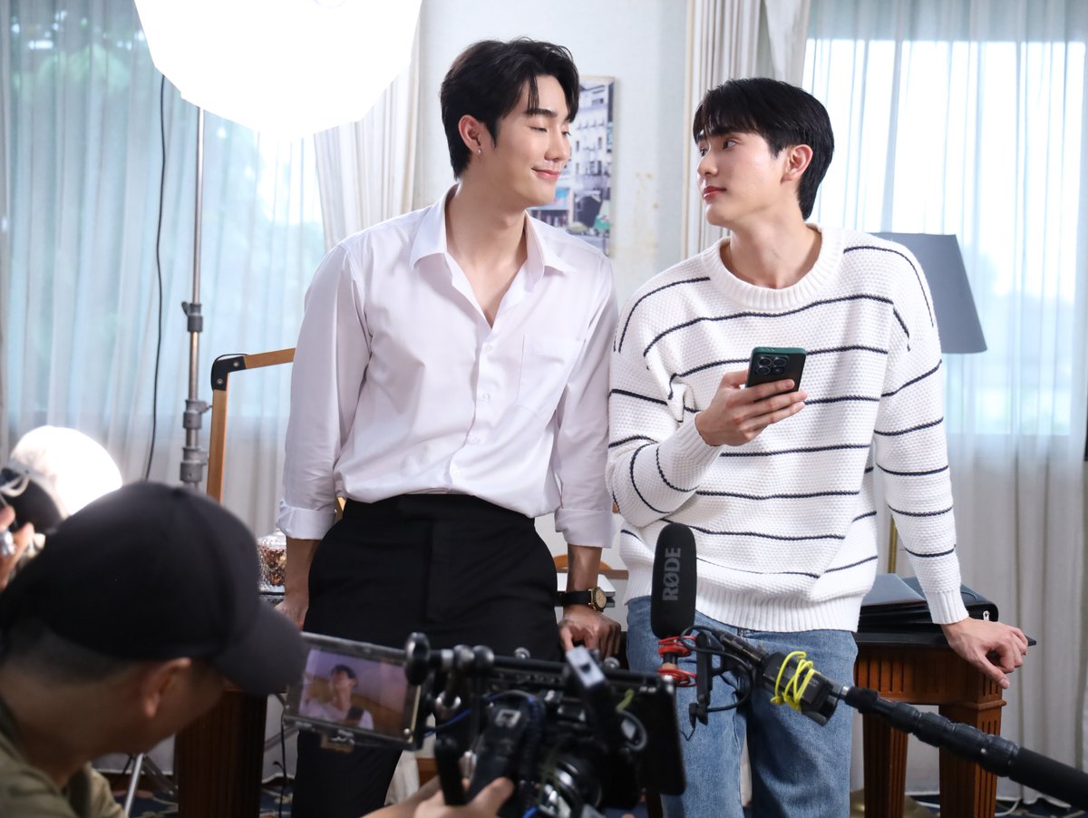 ทำไรน่ะะะะ ขอดูด้วยได้ไหม??👀👀

#MelodyOfSecretsEP3
<a href="/fforcejs/">ฟอสสึมิอาจแทนคุณได้</a> <a href="/kasibook/">กษิบ๊อง (ปลูกผลเขือเทศ)</a>