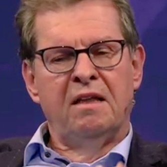 Mittlerweile kann ich sicher sagen: #Laschet argumentiert und denkt in großen Teilen genauso wie #Stegner. Bewusst oder aus naiver Ignoranz:
Dieselben Phrasen, Irrtümer, Fehl-Annahmen, Geschichts-Defizite.
Dasselbe knien vor #Putin und dessen TerrorStaat.
x.com/HS_Akechi/stat…