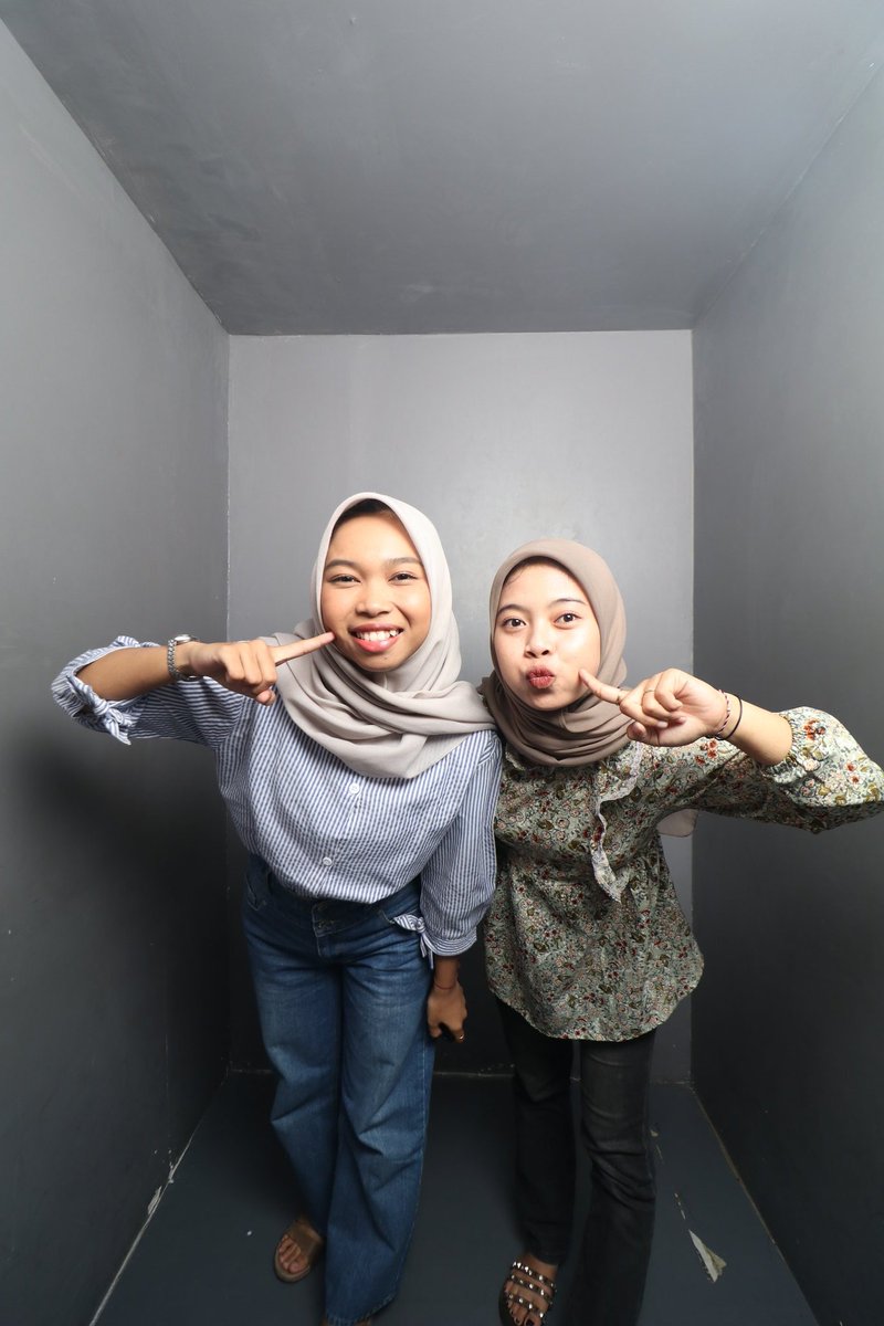 ilyqia's tweet photo. Aku skrang dahhh ada tmn baruuu jugaak😁 https://t.co/vmiZvdDINP