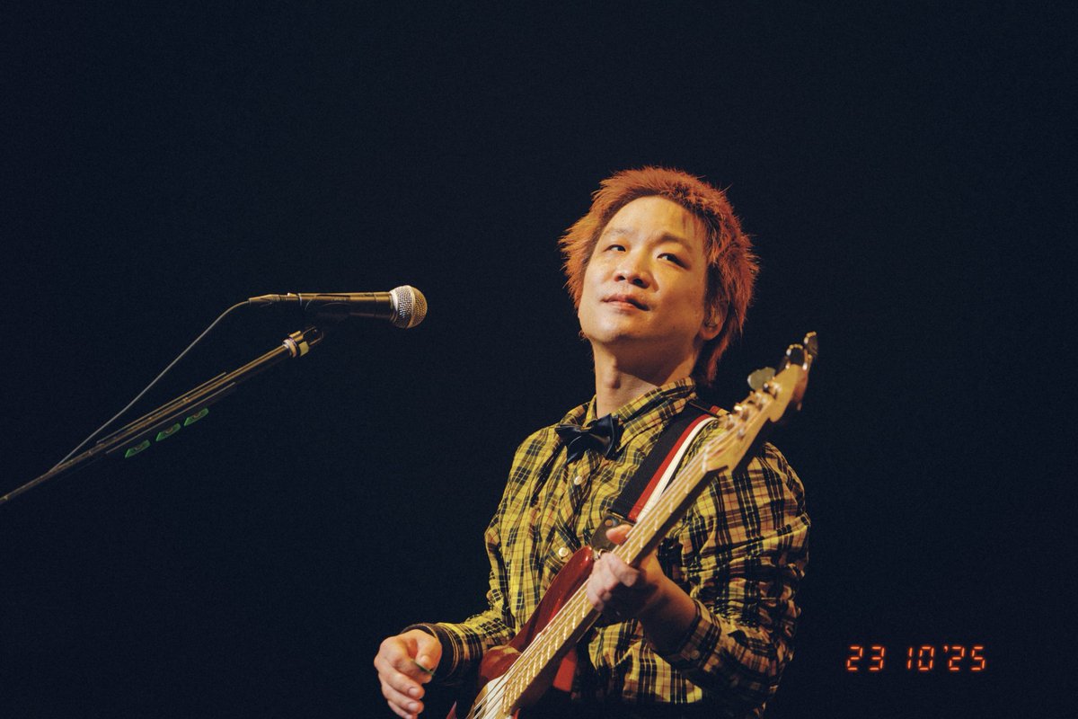 go_go_vanillas's tweet photo. 🎂HAPPY BIRTHDAY!!🎉

本日12月20日は

ベーシスト長谷川プリティ敬祐の誕生日！！

おめでとう！！！🎊 https://t.co/0x6LjqYxao