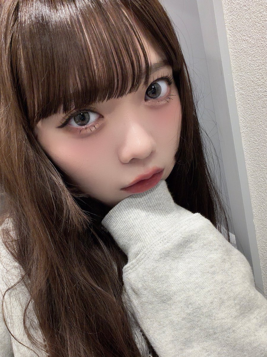 himeri_momiyama's tweet photo. メロい？

#高嶺のなでしこ #たかねこ #ひめんしょん。 https://t.co/tjXdFmagVM