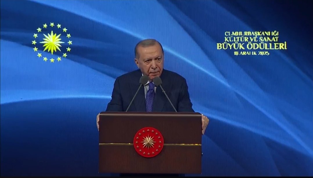 28subatgonullu's tweet image. 28 ŞUBAT SÜRECİNDE ZALİMLERE KARŞI DİMDİK AYAKTA DURUP İNANÇLARININ GEREĞİNİ YERİNE GETİRENLER BEŞTEPE'DE MİSAFİR EDİLMEYİ HAKETMİYORLAR MI?

2014 yılından beri Cumhurbaşkanımız Sayın @rterdogan sanatçısından sporcusuna muhtarından siyasetçisine kadar hemen her kesimden insanı…