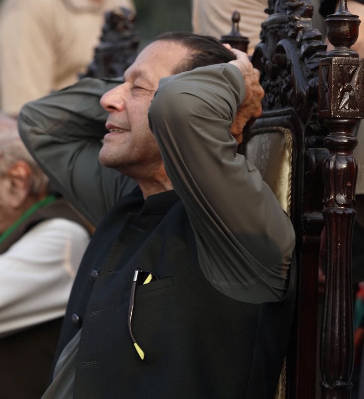 AdeelAli_PTI's tweet photo. اللہ تعالٰی کسی بھی شخص کو اس کی برداشت سے زیادہ تکلیف نہیں دیتا ہے،،، #رسائی_نہیں_خان_کی_رہائی https://t.co/OZyXuEfbDQ