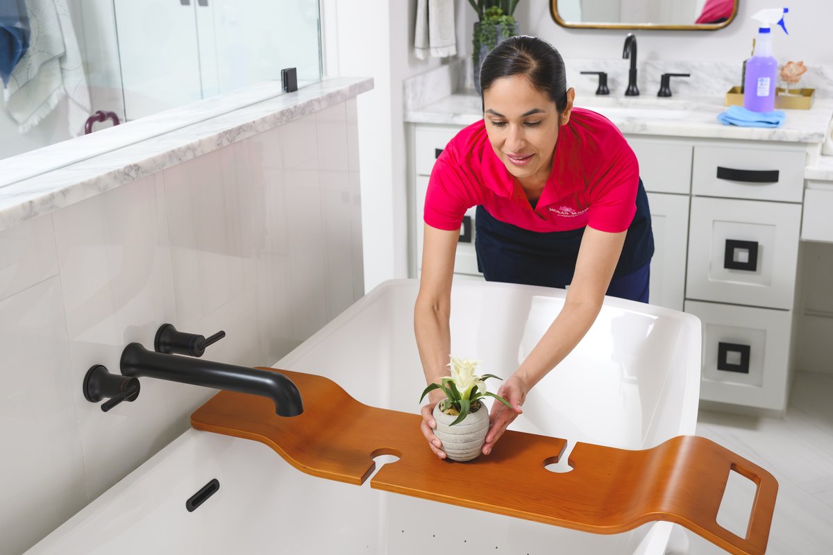 Hosting for the holidays? 🎄✨ Your guests will notice every little touch, from the sparkling bathroom to the freshly polished kitchen.

Let Molly Maid make sure your home is guest-ready and glowing for every visit. Call now to lock in your holiday cleaning!