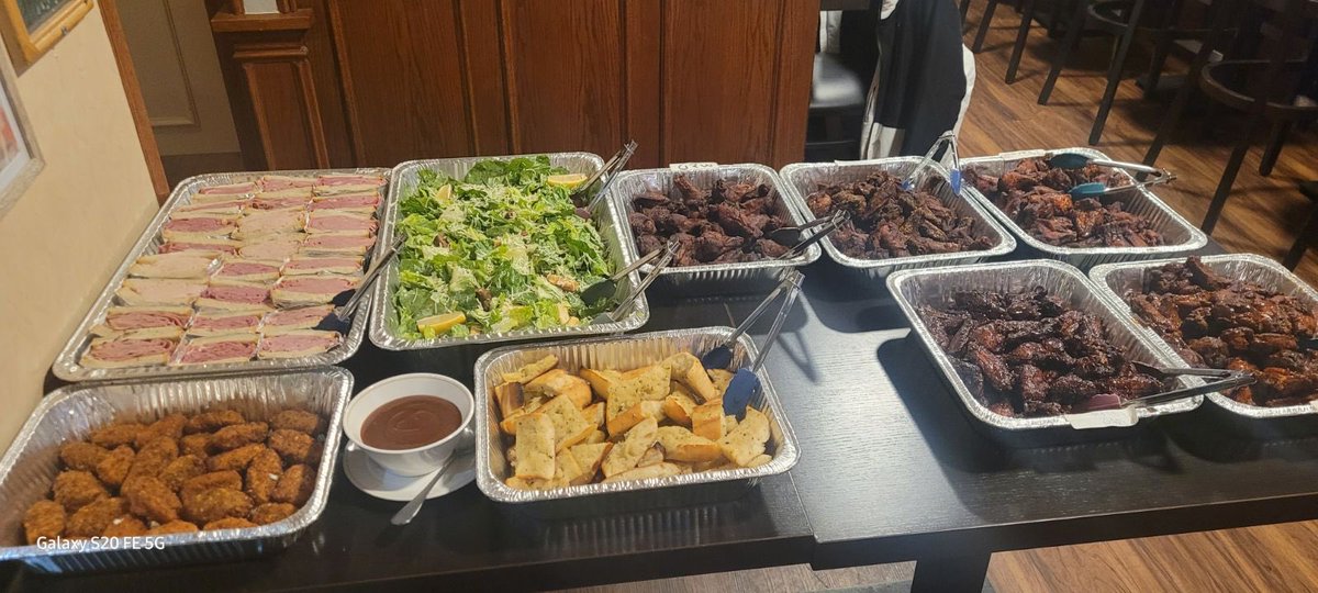bistro_on's tweet photo. Latkes still available! Come and get em! #Chanukah #Latkes #Wingsnthings #Ribsnsteak #Deli https://t.co/xGiVzIMZtd