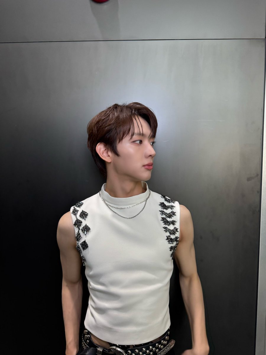 EVNNE_official's tweet image. 2025 가요대축제 끝! 무대 보러 와준 엔브, 본방사수 해준 엔브 너무 고마워요💓💓☘️ 오늘도 고생 많았구 생각 없이 푹 자길!

#EVNNE #이븐
#유승언 #YOOSEUNGEON