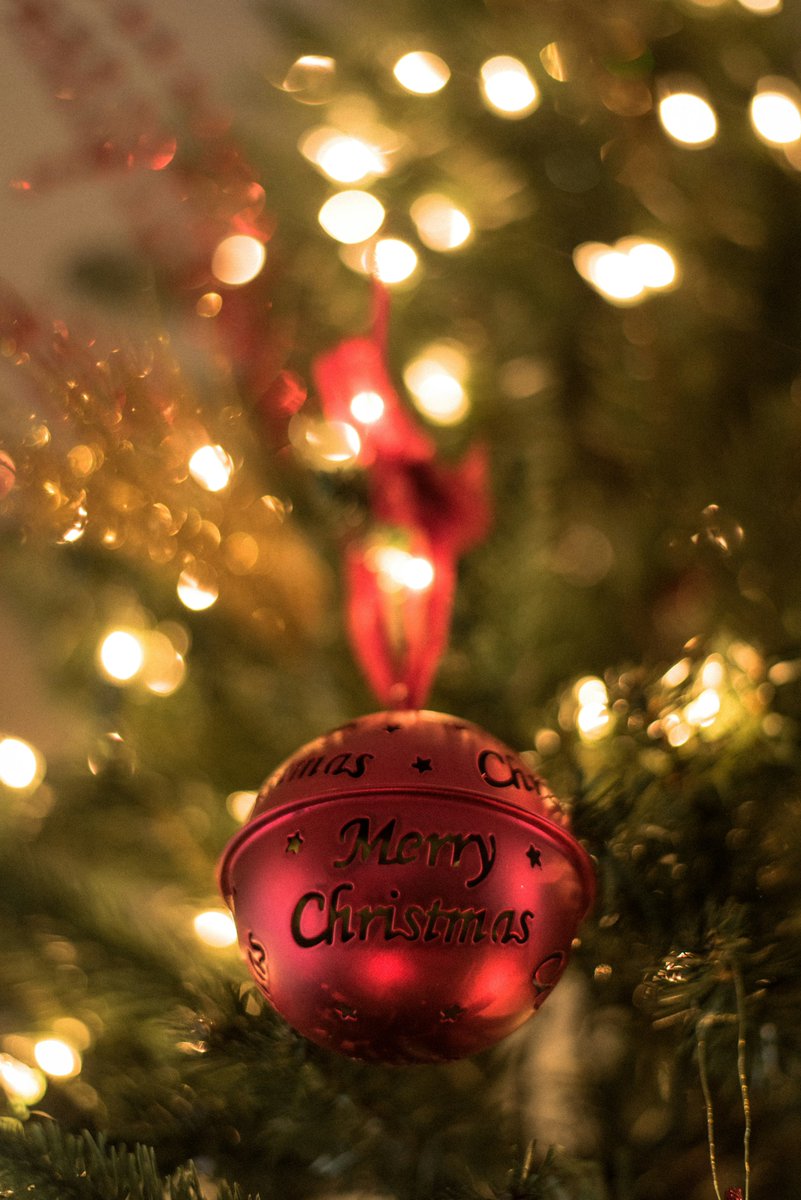 rcpsychNW's tweet photo. Merry Christmas and a Happy New Year from the North West Division! @Nmathew16 @HylandDeclan @DrKathrynP https://t.co/8U7e8dZ6rU