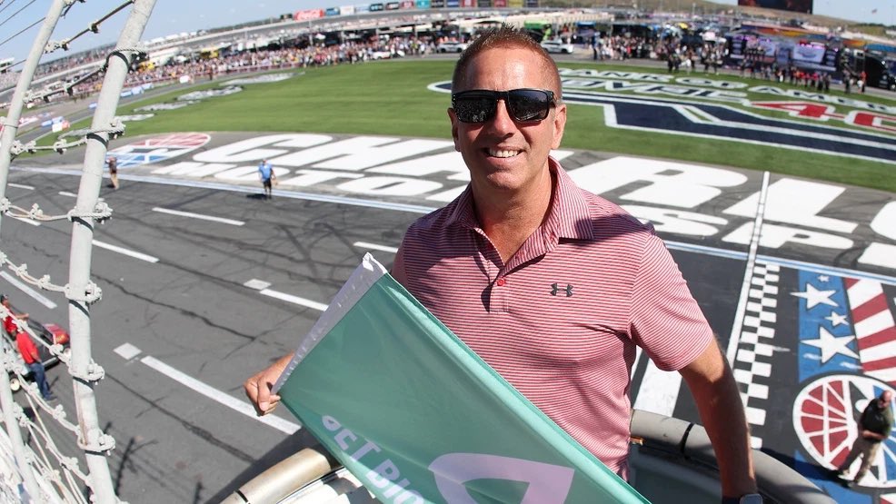 In these last 24 hours, I’ve seen the NASCAR community unite with empathy, compassion &amp; love. 

It’s an unfortunate situation but it truly makes me proud to be a fan of the sport that I love so much. 

Greg Biffle, you are loved &amp; will be missed. Godspeed. 

#NASCAR