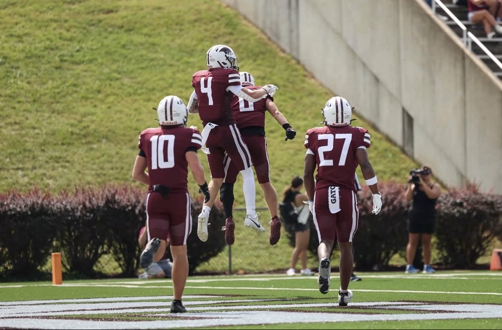 joshjigg's tweet photo. #AGTG Blessed to receive an offer from @RoanokeFB!! @DeReHicks @LCBfootball https://t.co/loFeSsdZeY