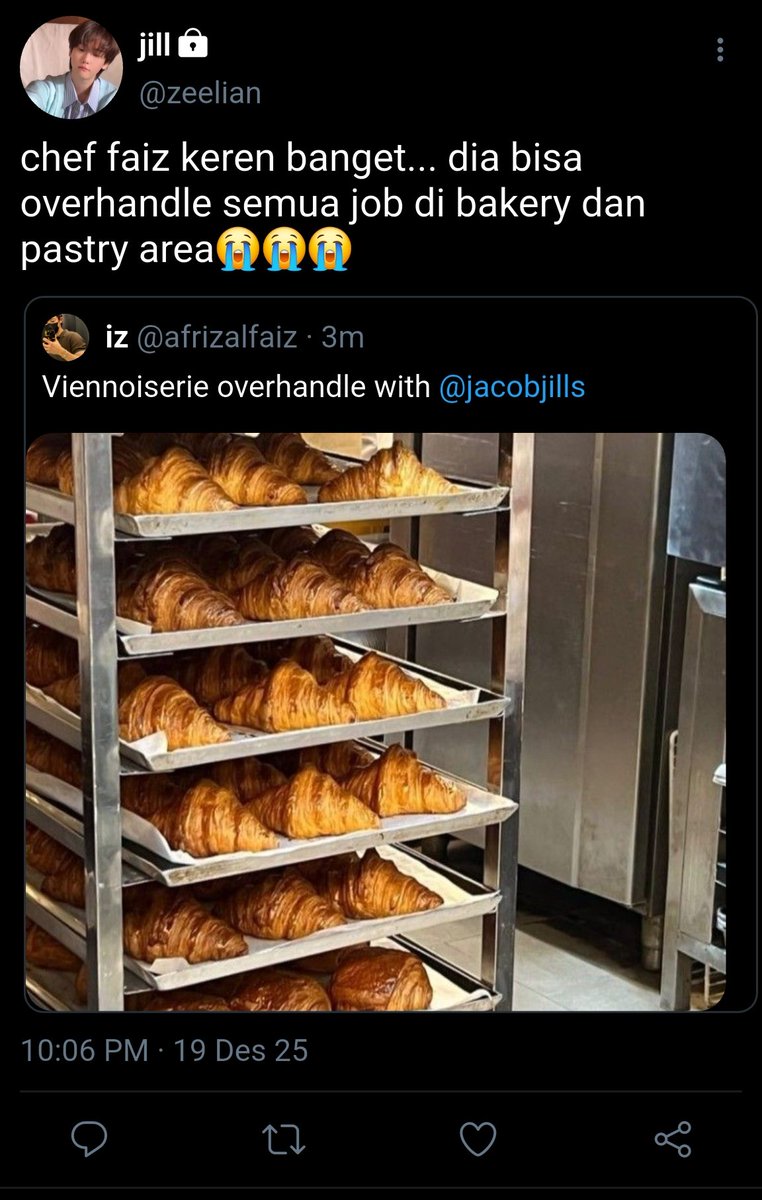 Vestpop's tweet image. A #Chanbaek onetweet au

Zeelian, seorang boulanger disebuah hotel yang harus dihadapkan dengan Faiz, seorang kitchen leader yang sangat protective pada seluruh commisnya.