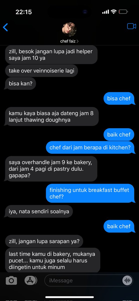Vestpop's tweet image. A #Chanbaek onetweet au

Zeelian, seorang boulanger disebuah hotel yang harus dihadapkan dengan Faiz, seorang kitchen leader yang sangat protective pada seluruh commisnya.