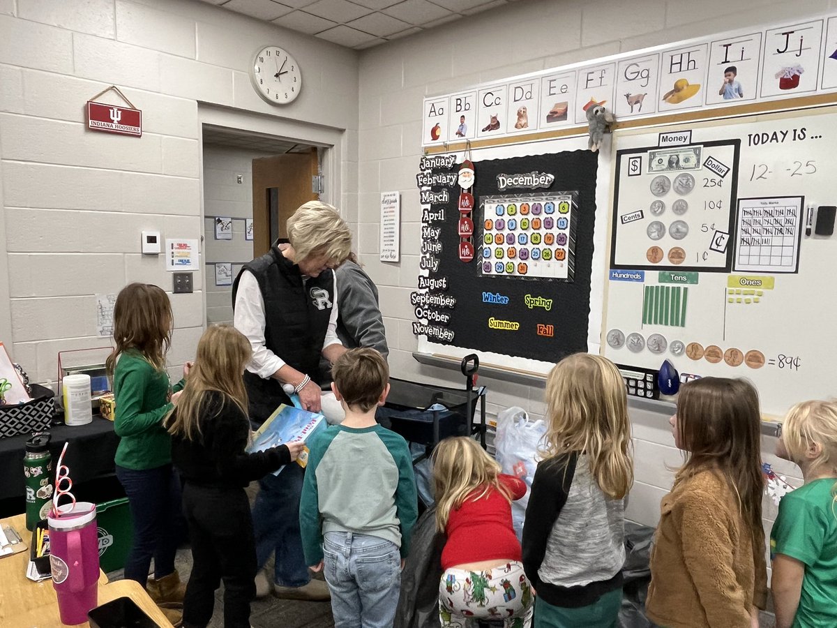 Thanks, SRES school board members for buying 1st graders books and an animal! Learning to read is so fun especially when you go to SRES! We are blessed to have so much support and love!