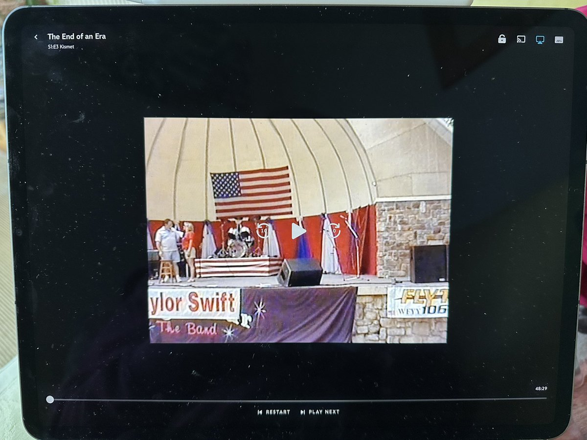 Finally back home so I can watch the new episodes. So excited!!! #TSTheEndOfAnEra