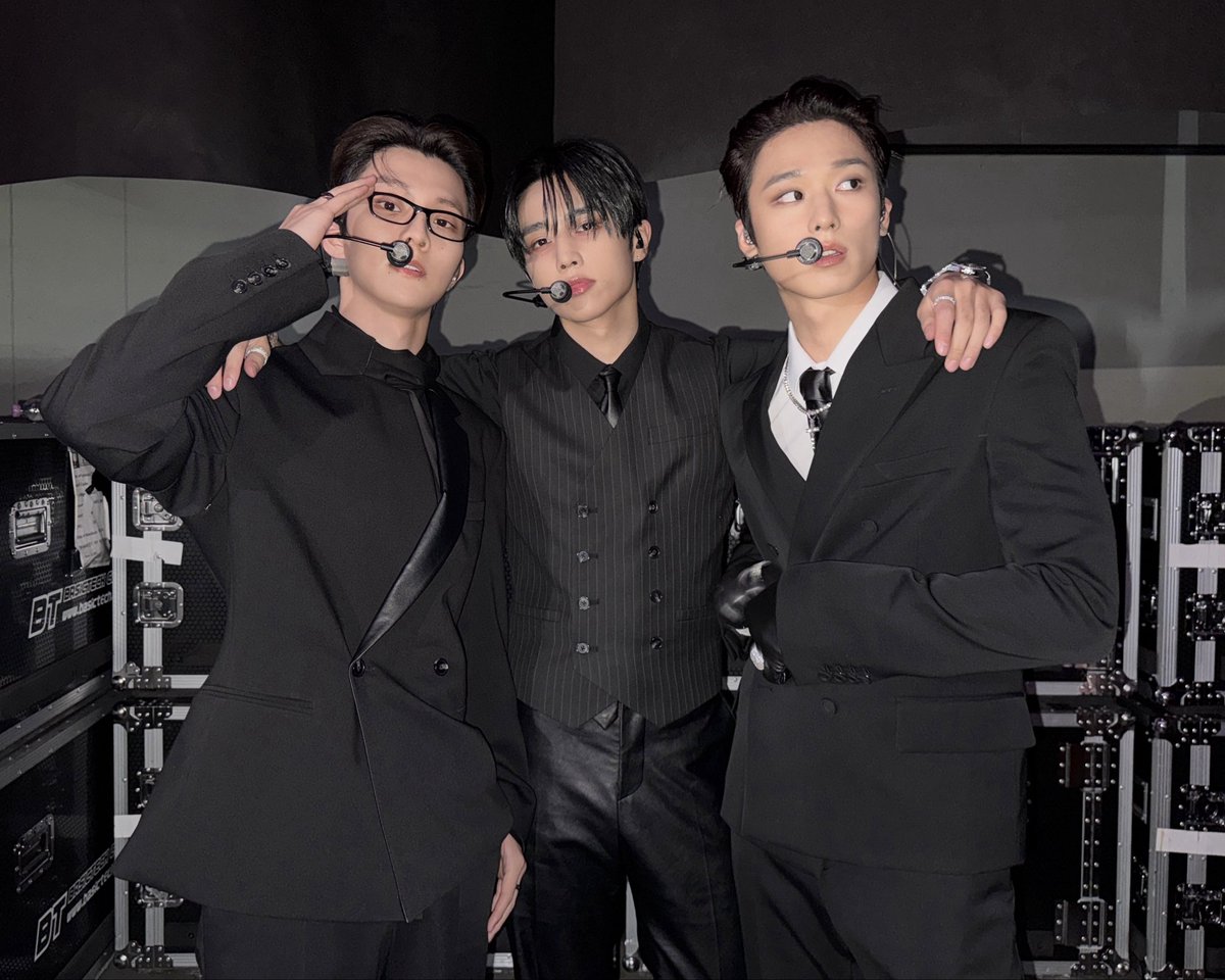 sunuv412's tweet image. 2022 노디기리
2023 베이비돌
2025 라잌아이러브유

쥬큐선 연말무대 계속되길♥♥