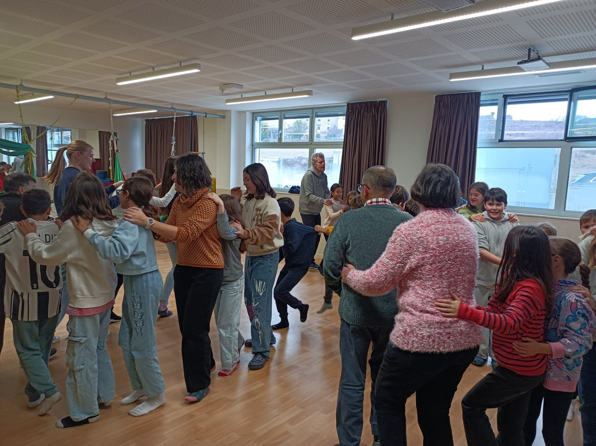 Associació Amisol tweet media