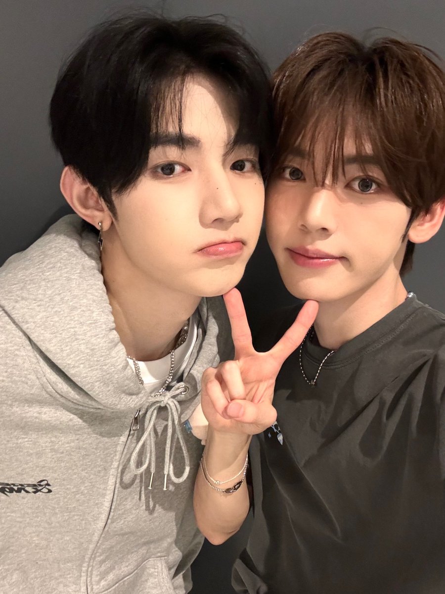 haofnoon's tweet image. 행운즈 ㄱㅇㅇ 🍀