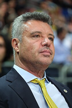 🔴#SONDAKİKA | Uyuşturucu soruşturması kapsamında  Fenerbahçe Başkanı Sadettin Saran'ın evinde arama yapılıyor. (Sabah)