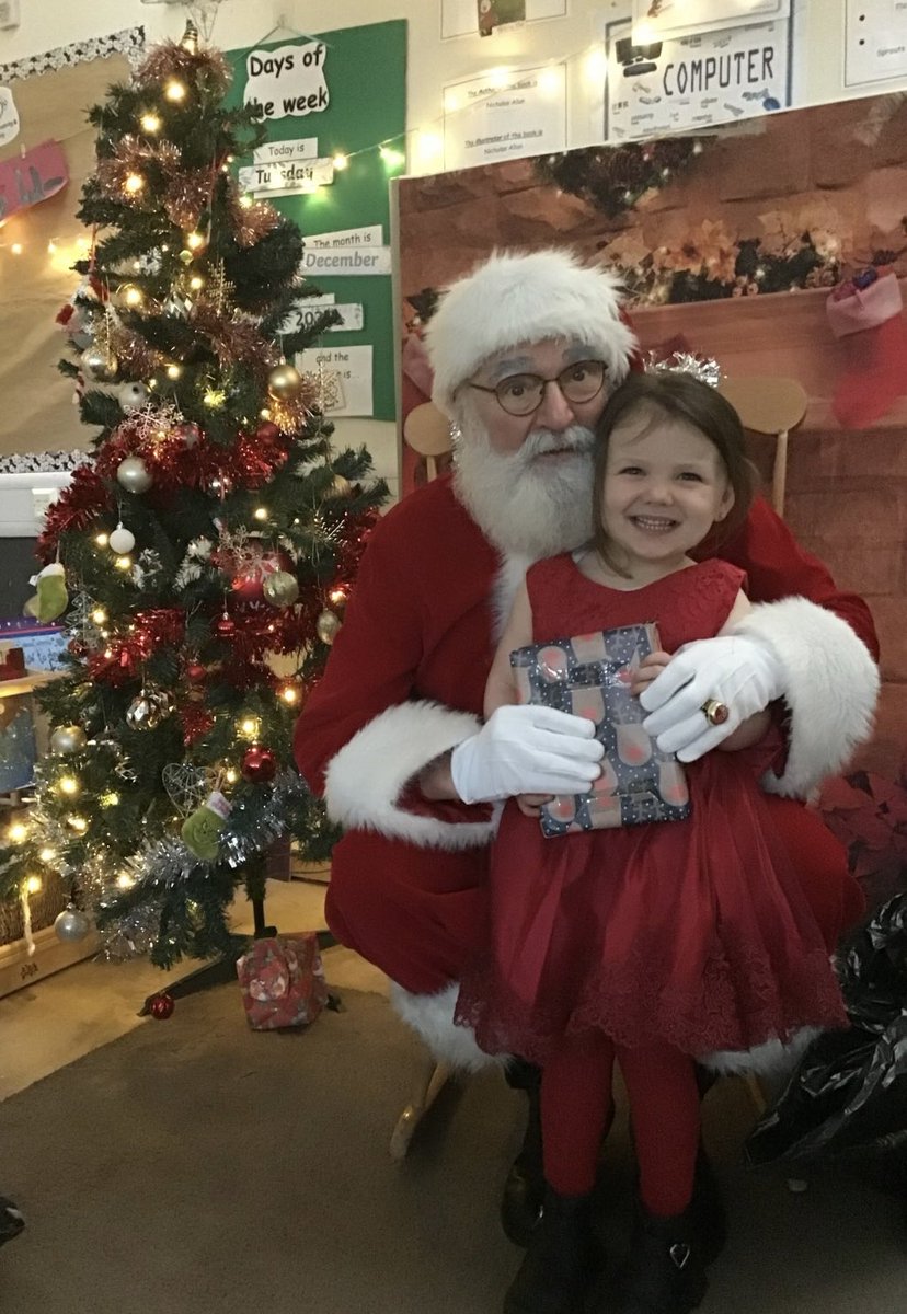 St Constantine’s Primary & Nursery Class tweet media