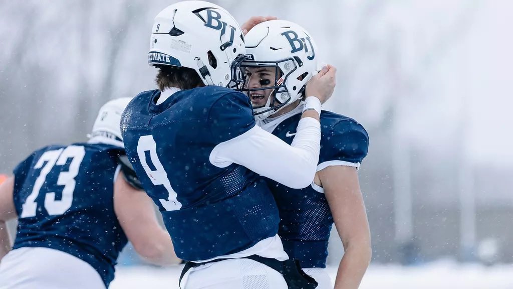 Maxey08's tweet image. After great conversations with @MathiasDurie and @McElroy26 I’m blessed to receive an other from Bethel University. Thank you!
@Jsal17 
@ParkCenterFB