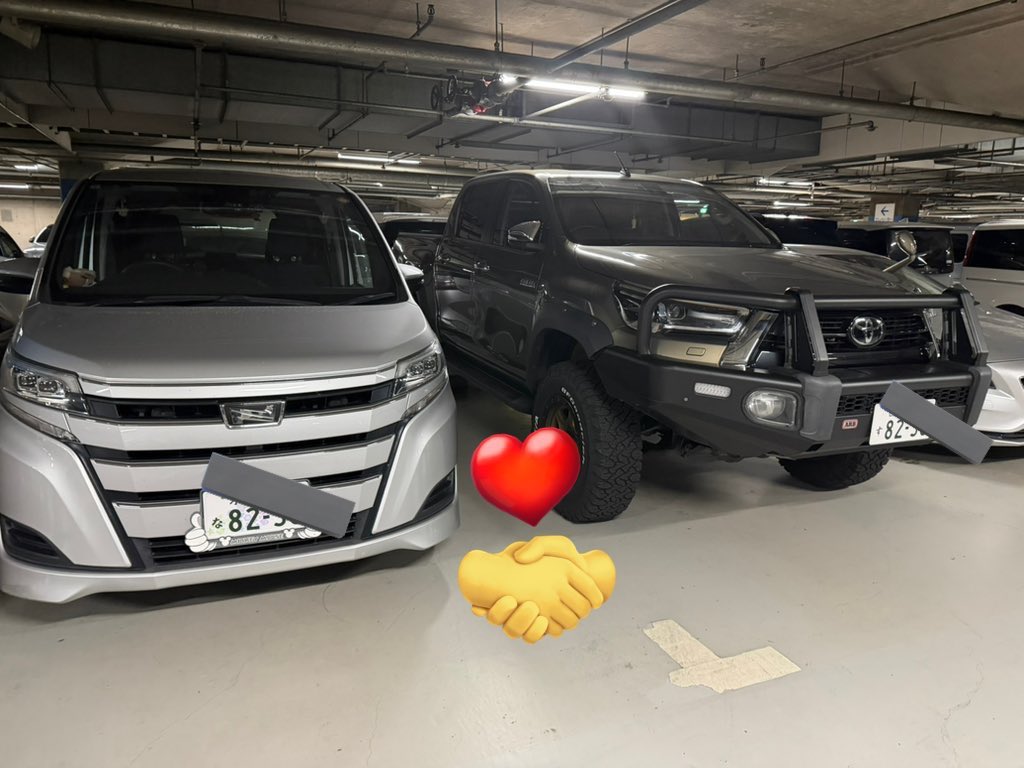 chocomint_x_115's tweet photo. PaniCrewライブの為に停めてた駐車場に同じナンバーの仲間おった🥳✨
きっと同じ空間でぶち上がってたんだろうな🥺❤️🔥
超大ヒットメドレー最高だった!!😭💖
でももっともっと聴きたい曲がいっぱいある!
ワンマンライブずっと待ってる!!!
#PaniCrew https://t.co/4KWsRNWqqN