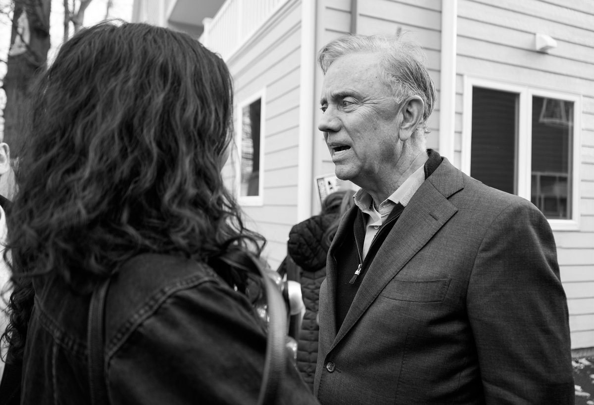 GovNedLamont's tweet image. As we celebrate the holiday season, I’m reminded of the people and places that make Connecticut so incredible. 

We’ll continue to show up for all our residents, especially those in times of need. That commitment will not waver 🤝 #connecticut #ct #holidays